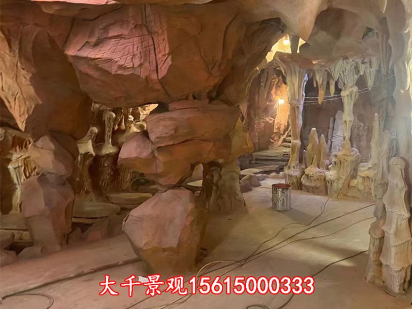 點(diǎn)擊查看詳細(xì)信息<br>標(biāo)題：溶洞民宿 閱讀次數(shù)：720